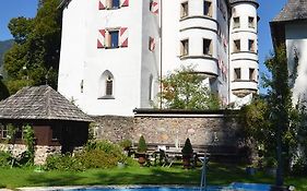 Schloss Muenichau